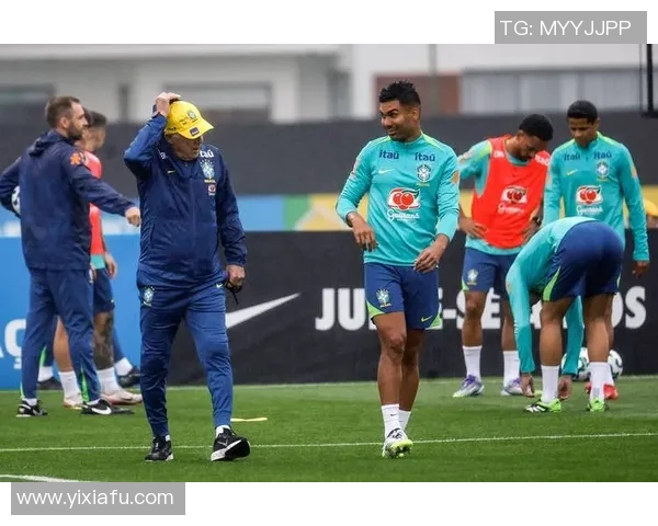 世界杯预选赛巴西卡塞米罗抢断后发动快速反击